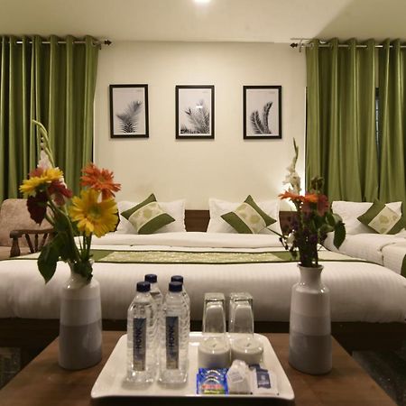 Hotel Clove Bijāpur Zewnętrze zdjęcie