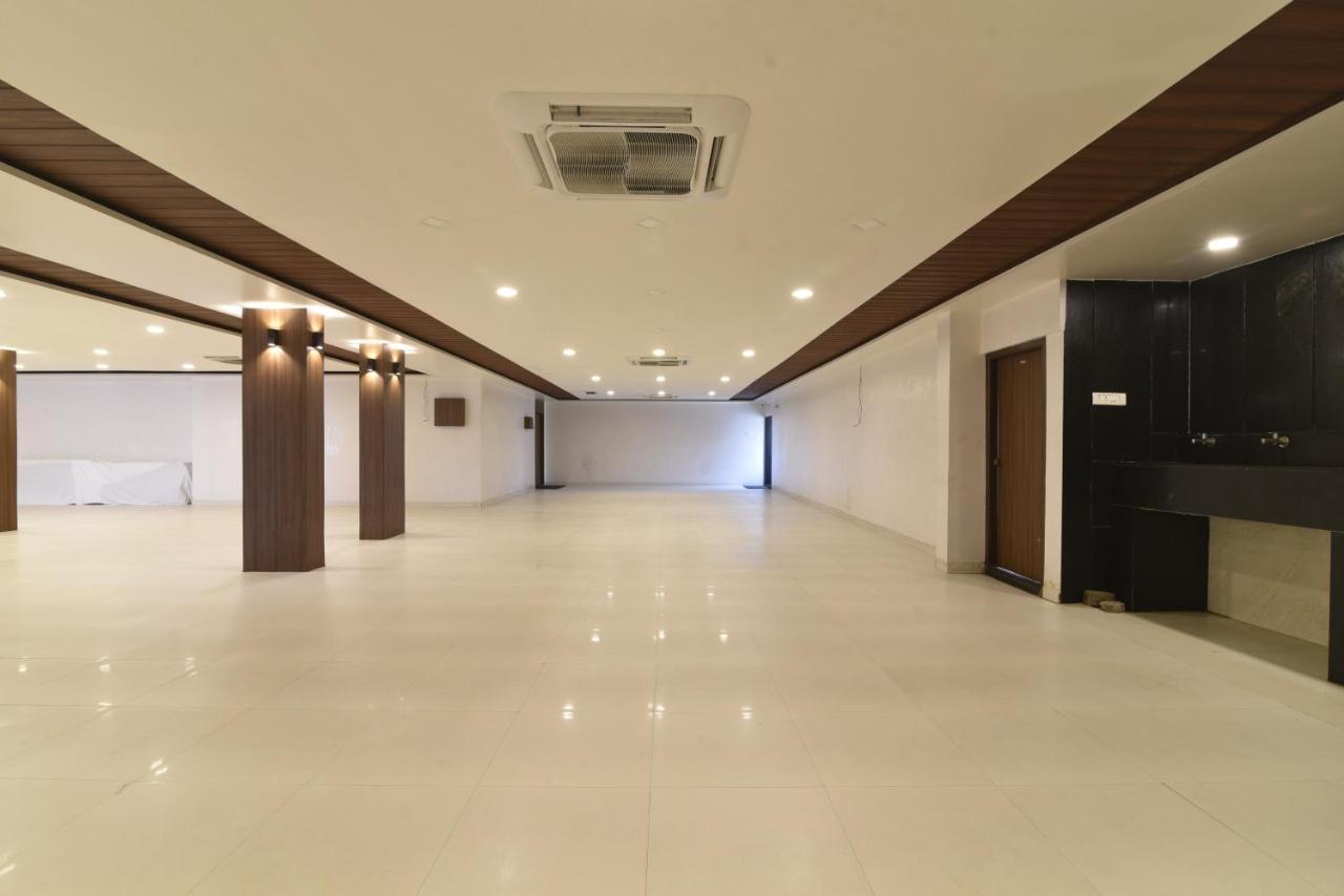Hotel Clove Bijāpur Zewnętrze zdjęcie