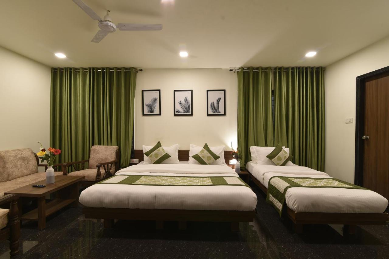 Hotel Clove Bijāpur Zewnętrze zdjęcie