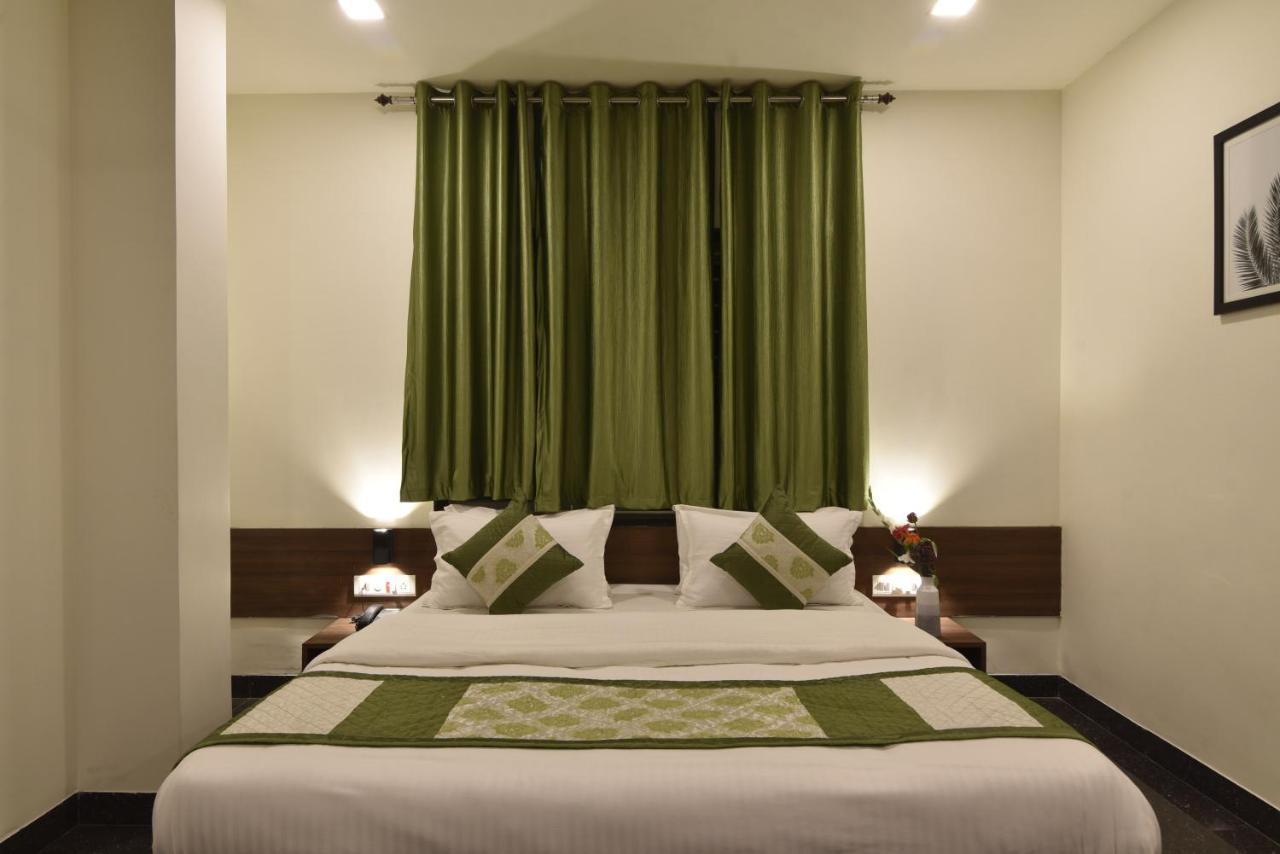 Hotel Clove Bijāpur Zewnętrze zdjęcie