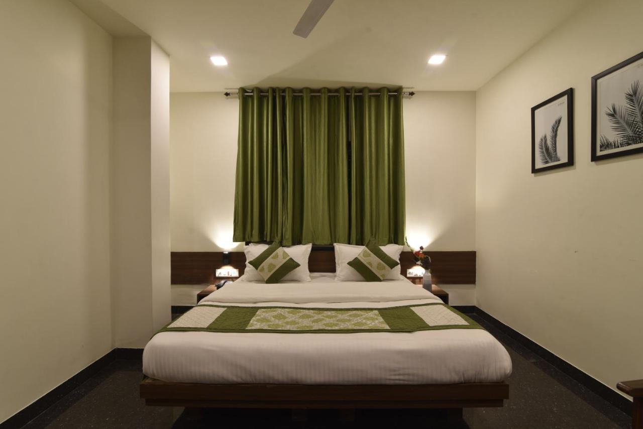 Hotel Clove Bijāpur Zewnętrze zdjęcie