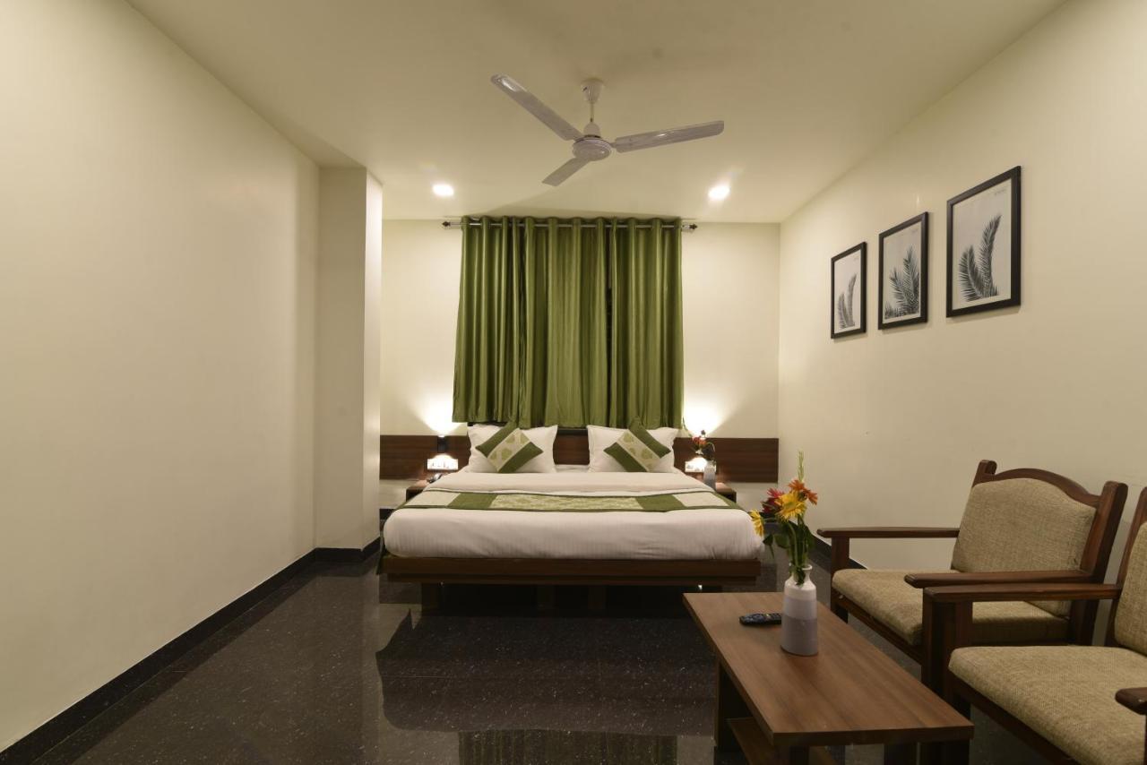Hotel Clove Bijāpur Zewnętrze zdjęcie