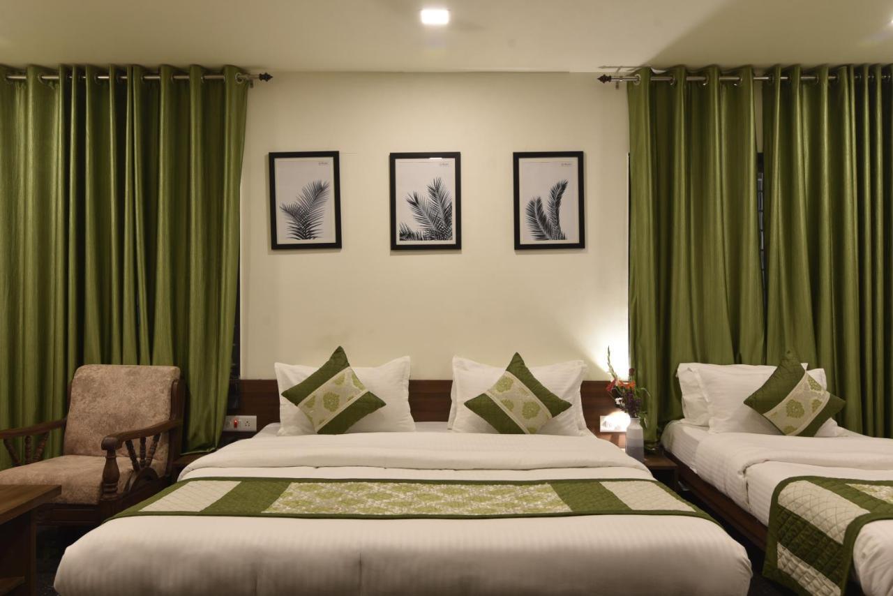 Hotel Clove Bijāpur Zewnętrze zdjęcie